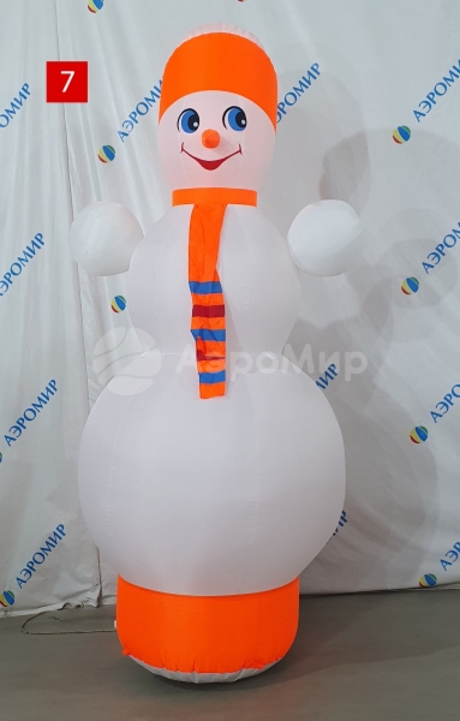 Распродажа новогодних фигур из наличия