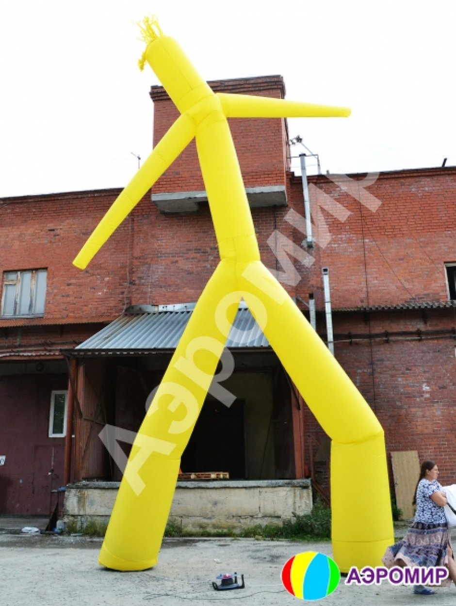 Аэромен большой — гигантский размер 10 метров