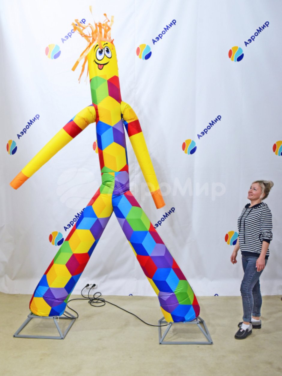 Аэромен на двух ногах с индивидуальным дизайном