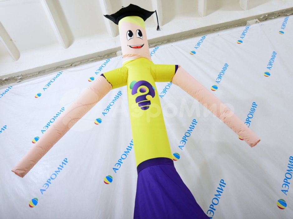 Аэромен — стилизованные фигуры мальчика или девочки