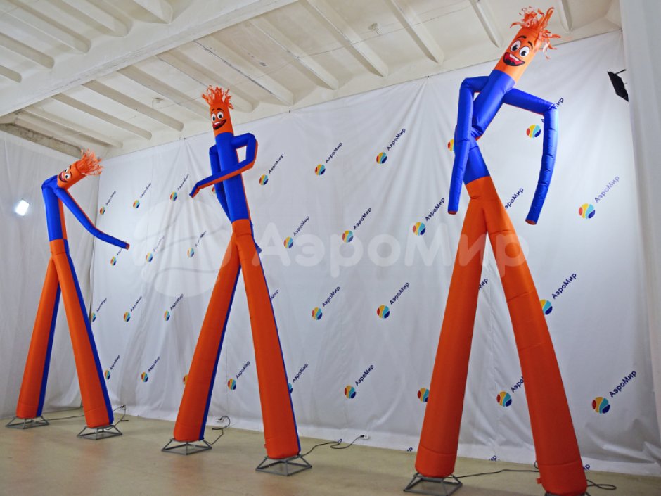 Надувной аэромен сложной формы на двух ногах