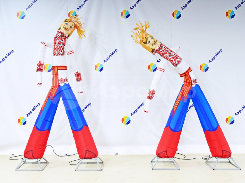 Фигура аэромена на двух ногах с логотипом