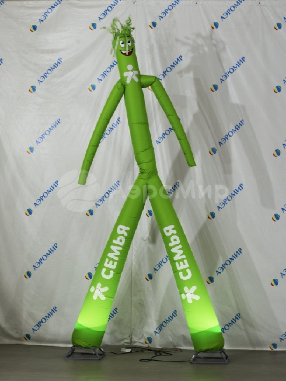 Аэромен на двух ногах с индивидуальным дизайном