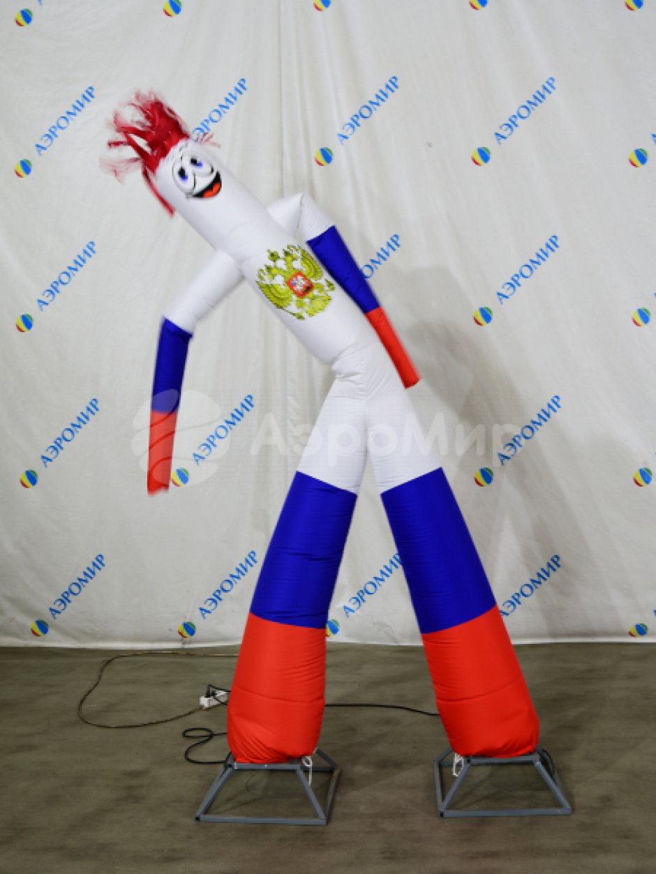Аэромен Триколор — динамическая праздничная фигура