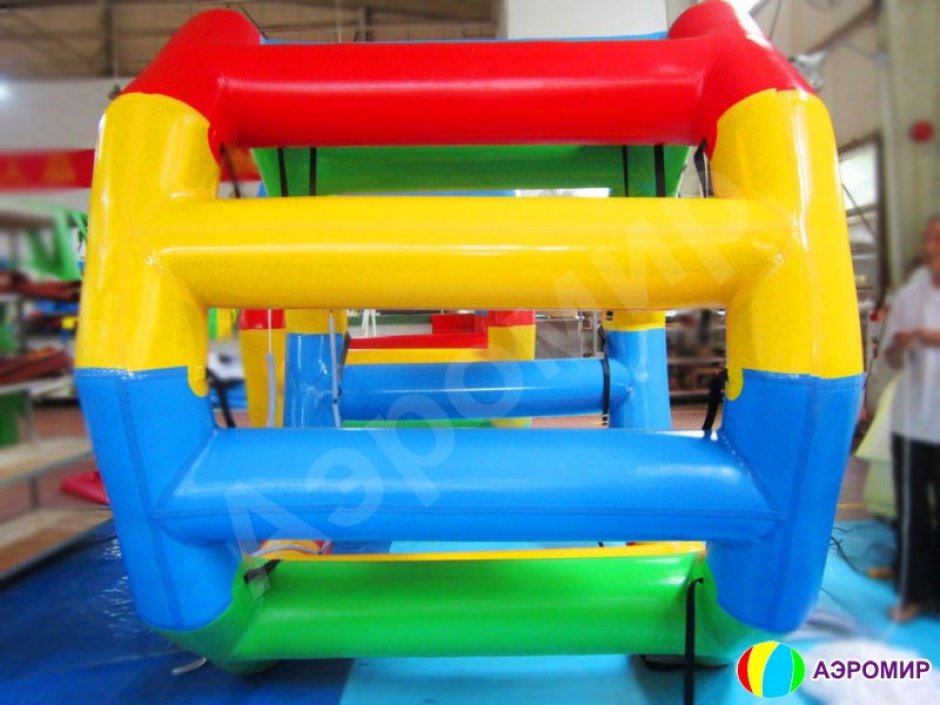 Беличье колесо — водный аттракцион