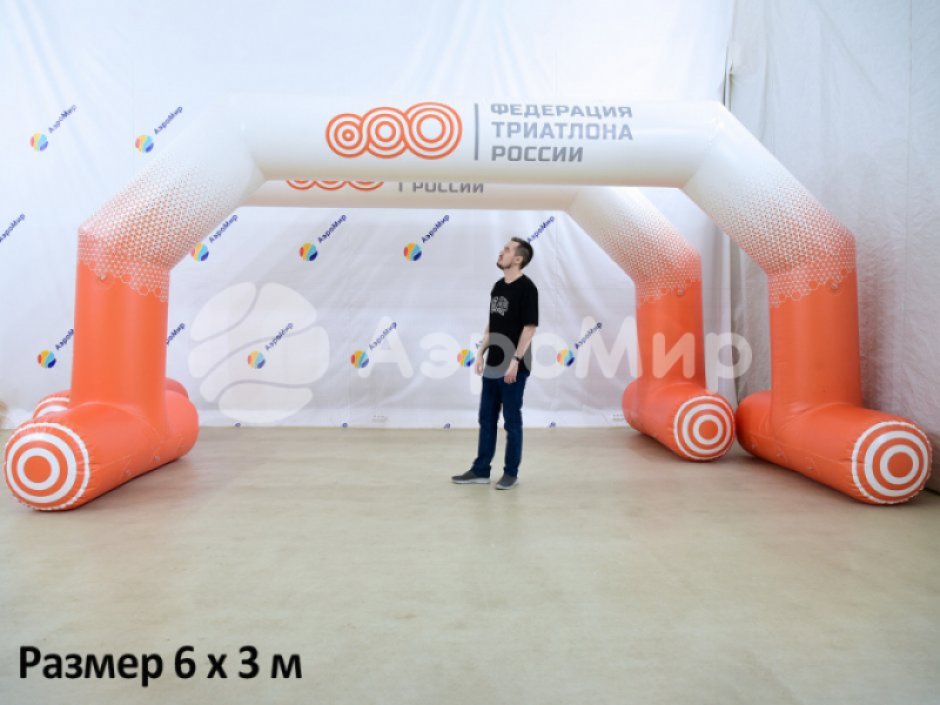 Герметичная арка Трапеция на опорах с декоративным элементом