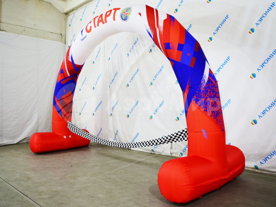 Круглая надувная арка на опорах