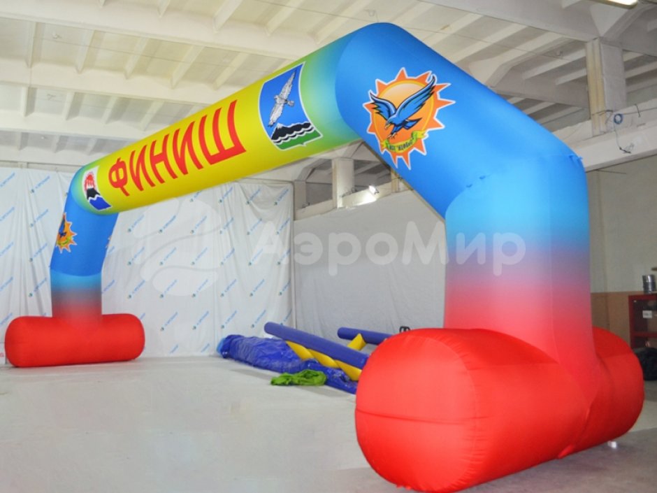 Полноцветная арка трапеция с опорами — премиум исполнение