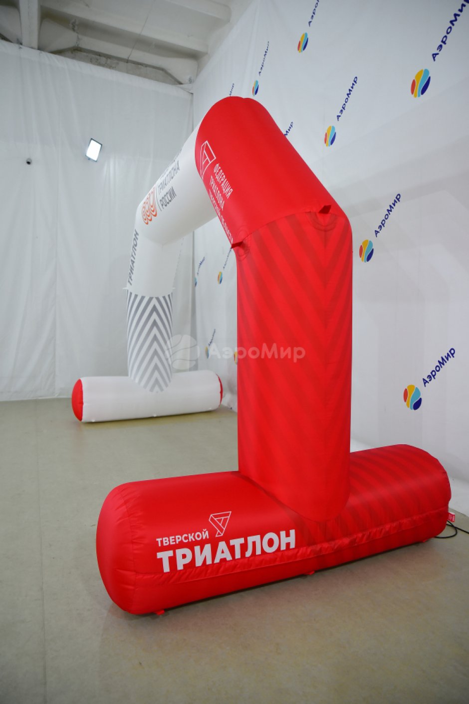 Полноцветная арка Лайт на опорах