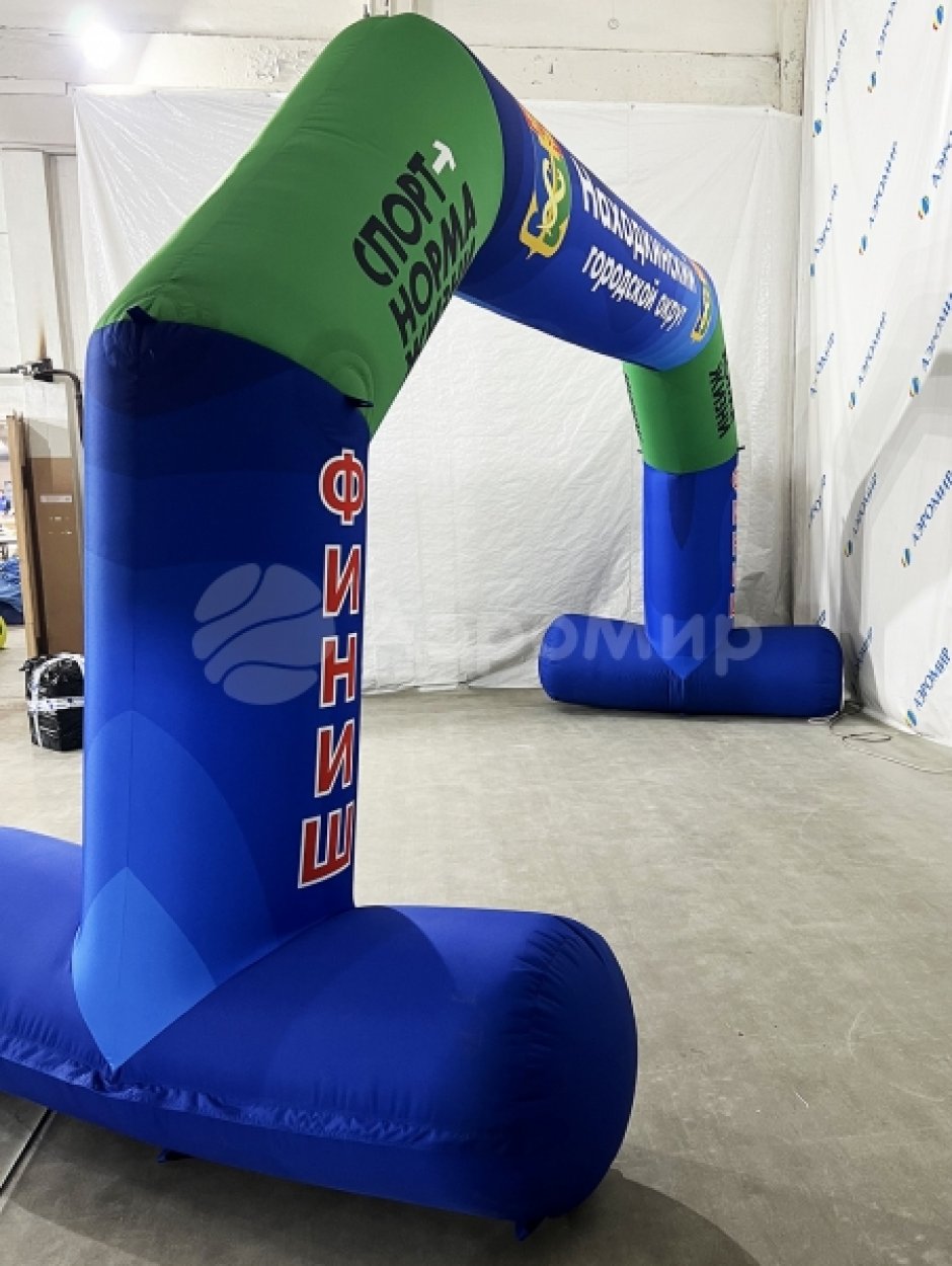 Полноцветная арка трапеция с опорами — премиум исполнение