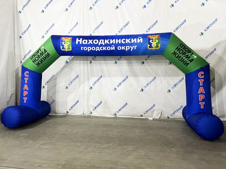 Полноцветная арка трапеция с опорами — премиум исполнение