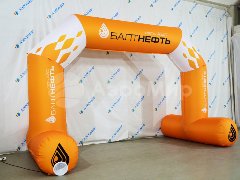 Полноцветная арка трапеция с опорами — премиум исполнение