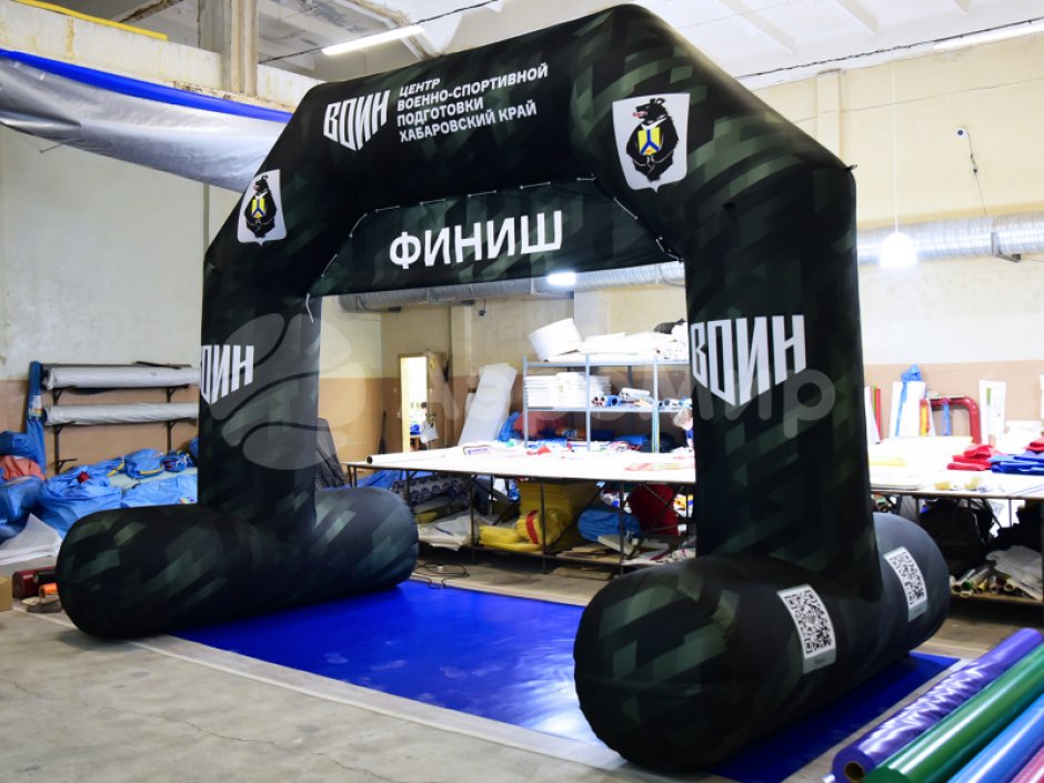 Полноцветная арка трапеция с опорами — премиум исполнение