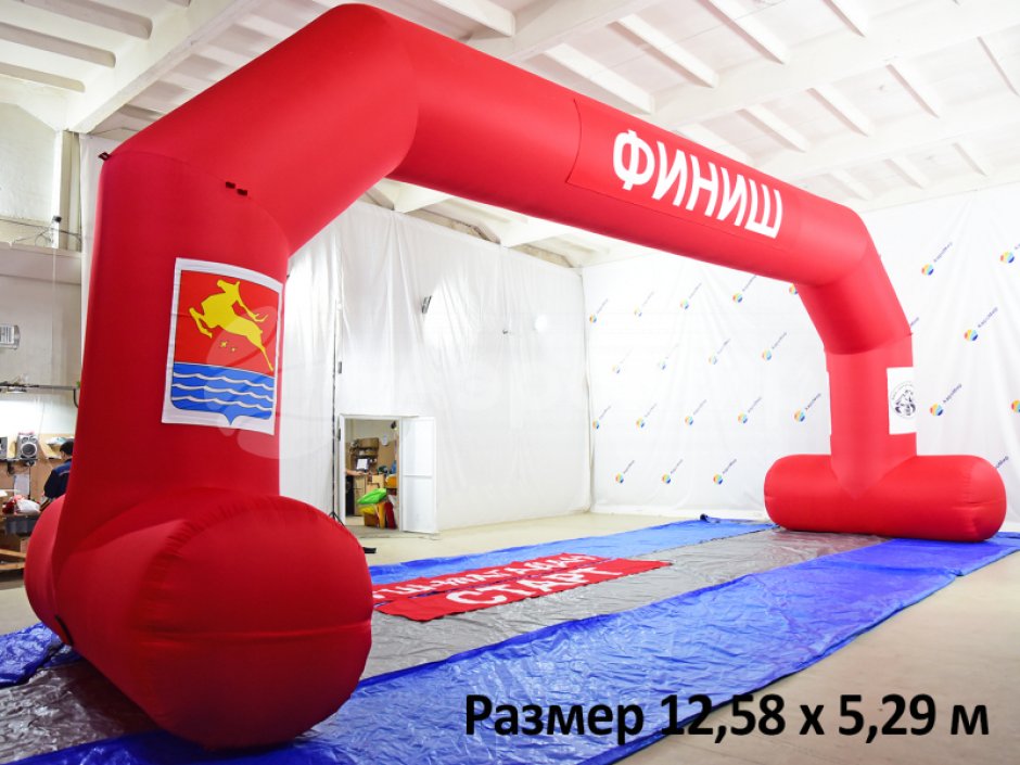 Надувная арка с опорами — трапеция