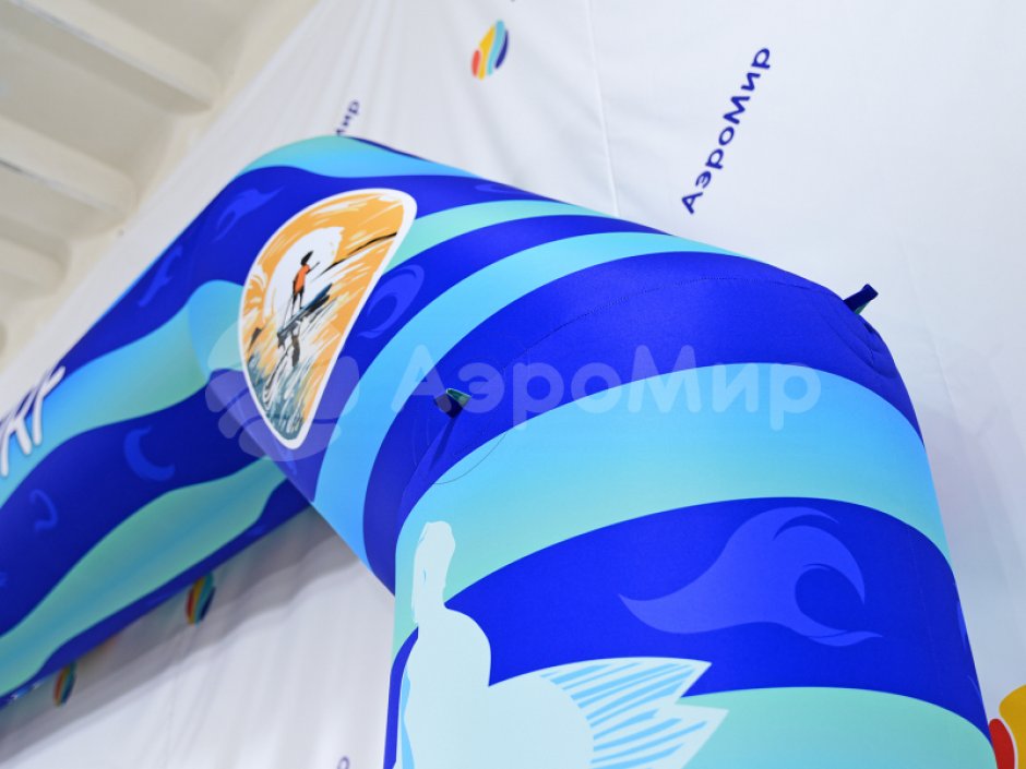 Надувная арка Лайт — простая и легкая форма трапеции