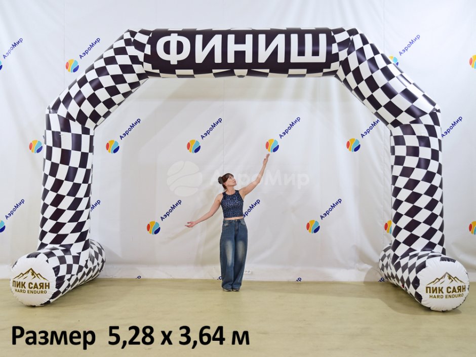 Герметичная арка на опорах брендированная
