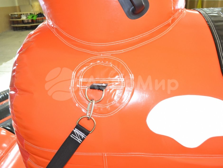 Родео на быке — популярная вариация аттракциона Бешеный бык