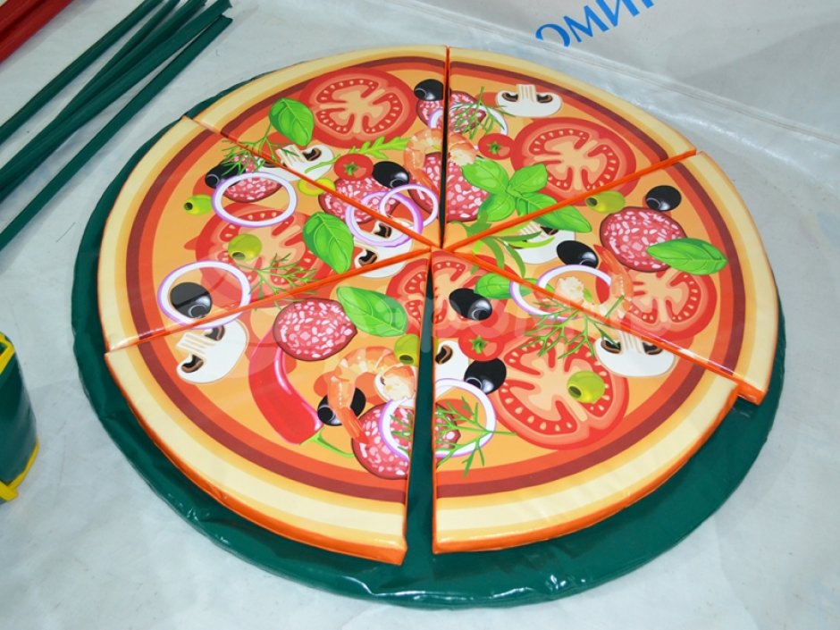 Командный аттракцион Пицца — попробуй донести целой