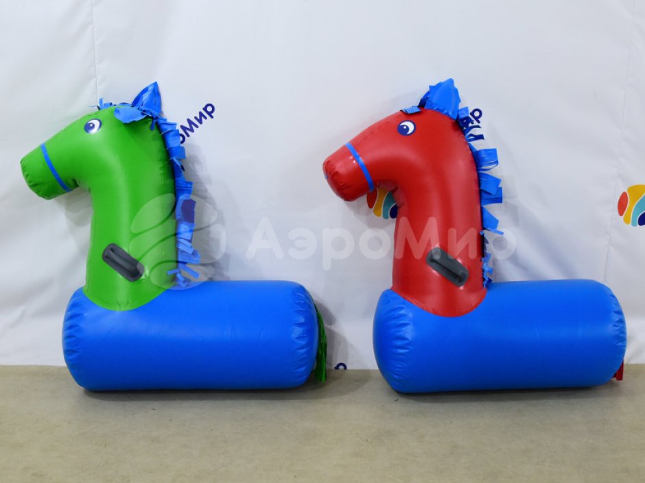 Лошадиные скачки — командный игровой реквизит для забегов и эстафет