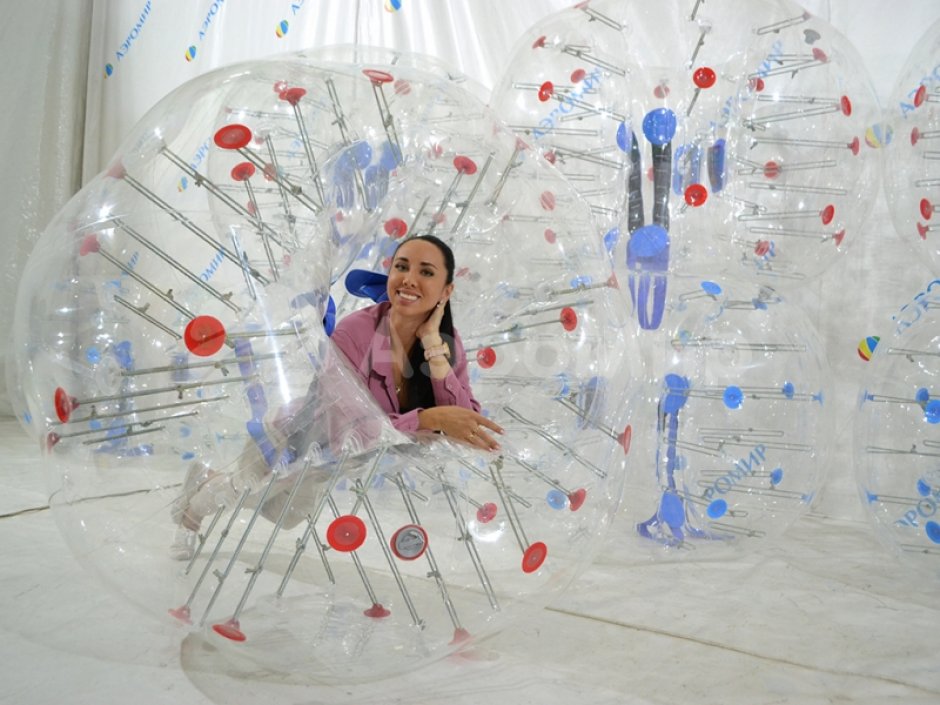 Бампербол (Bumperball) – футбол в шарах