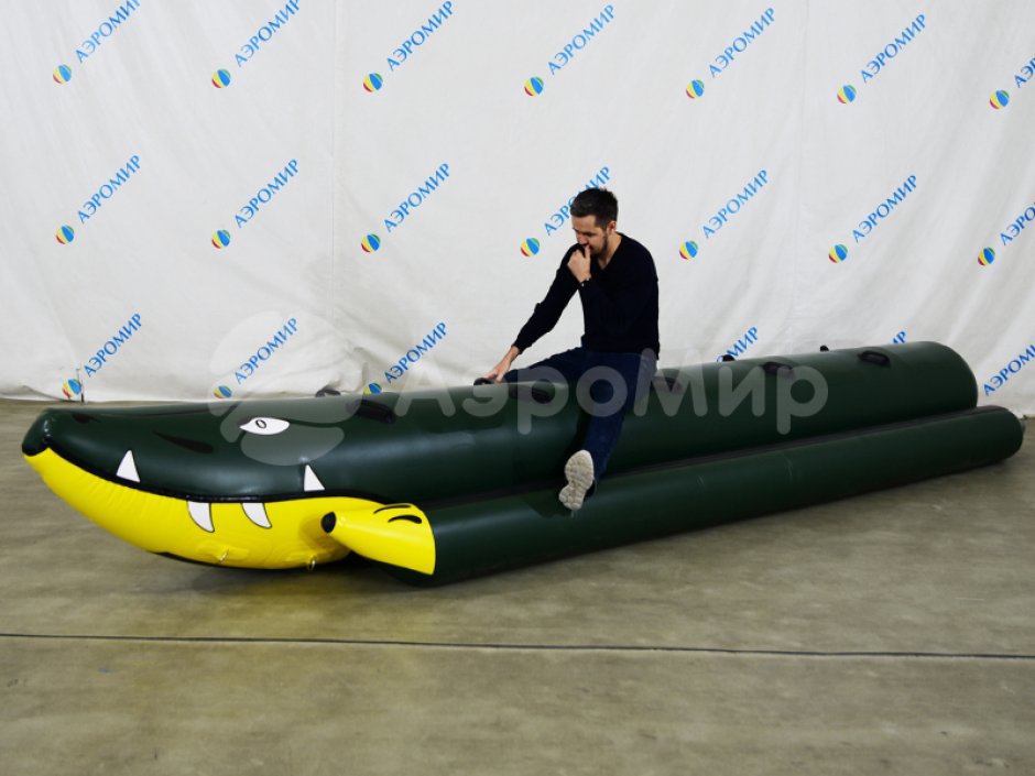 Банан надувной зимний Крокодил — буксируемый аттракцион