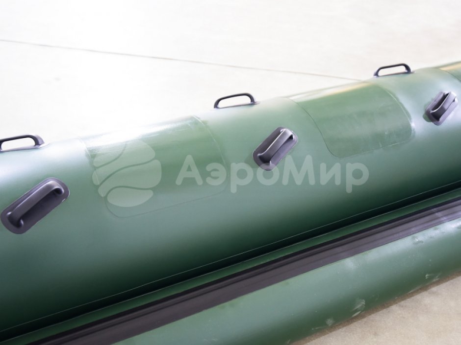 Банан надувной зимний Крокодил — буксируемый аттракцион