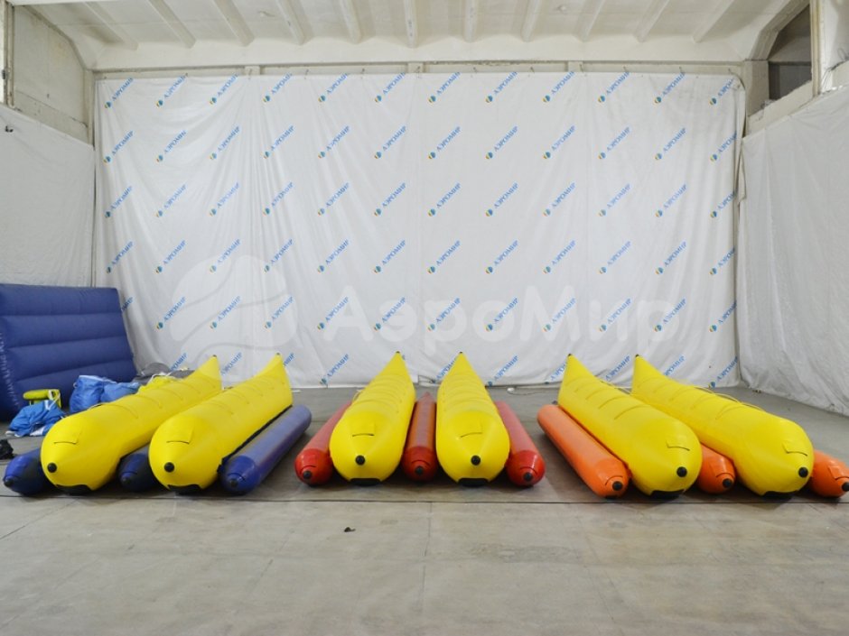 Банан надувной зимний двойной — буксируемый аттракцион