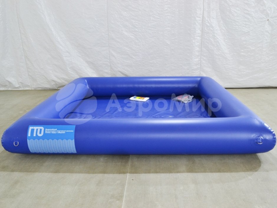 Надувной бассейн