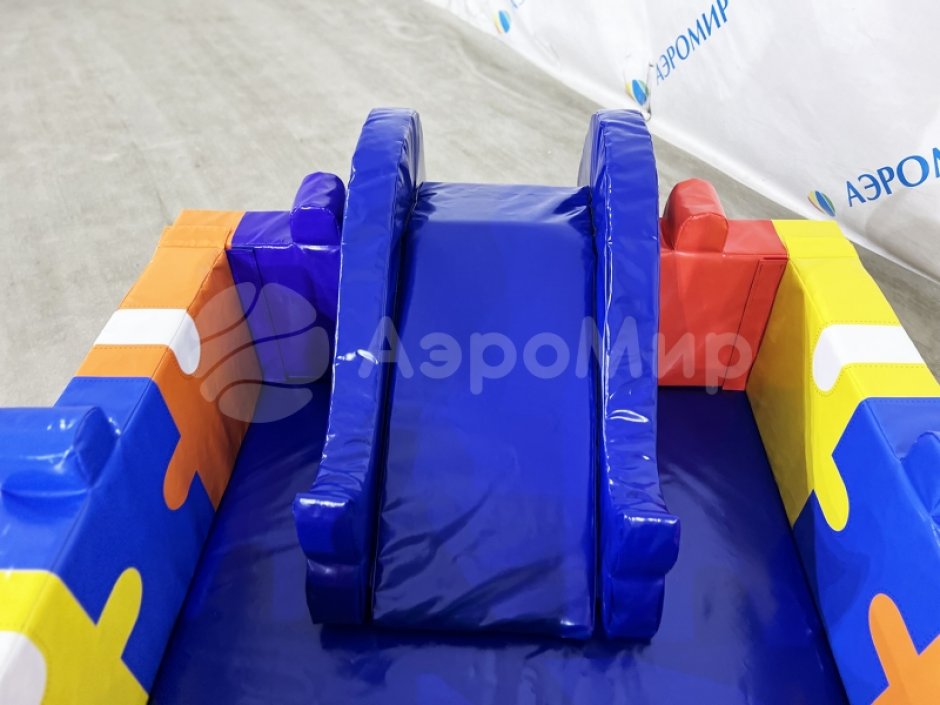 Горка для сухого бассейна фигурная