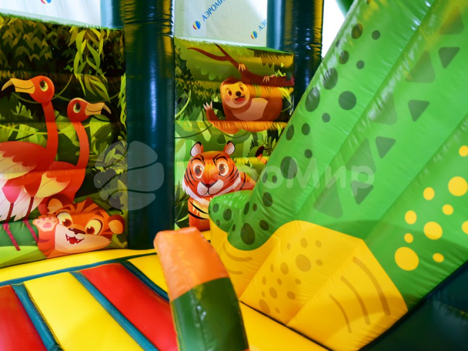 Надувной батут Джунгли — с крышей на 75 м²