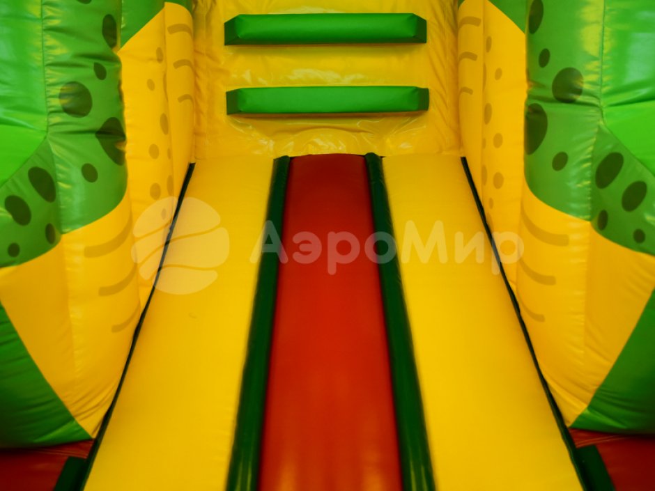 Надувной батут Джунгли — с крышей на 75 м²