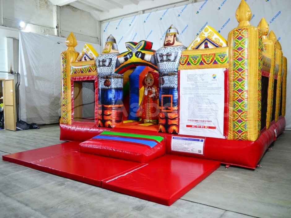 Ударопоглощающие покрытия и маты с наполнением из пенополиуретана для надувного батута для эксплуатации надувного батута