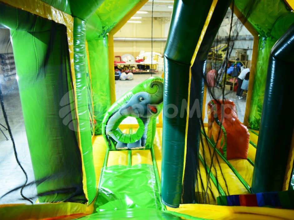 Надувной батут Кинг-Конг — с крышей для улицы и бизнеса на 35 м²