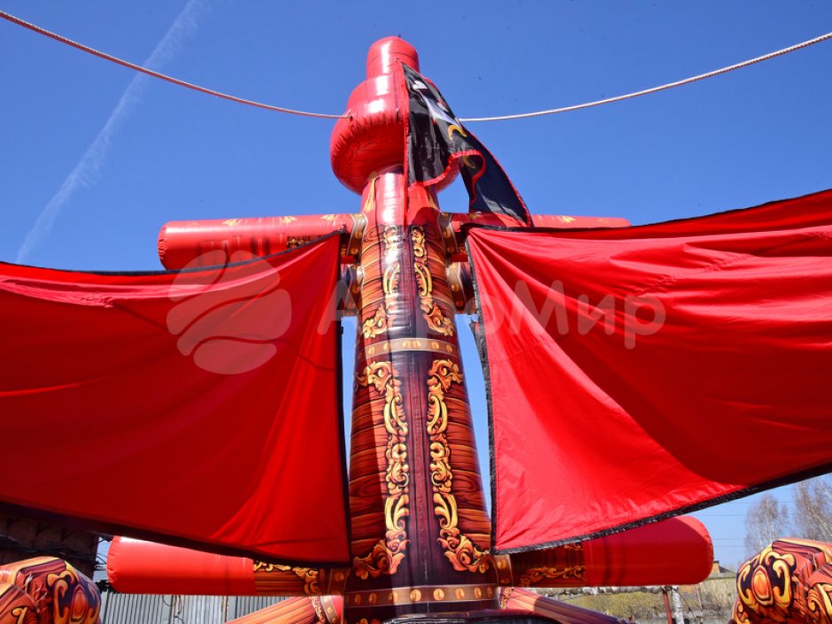 Пиратский корабль