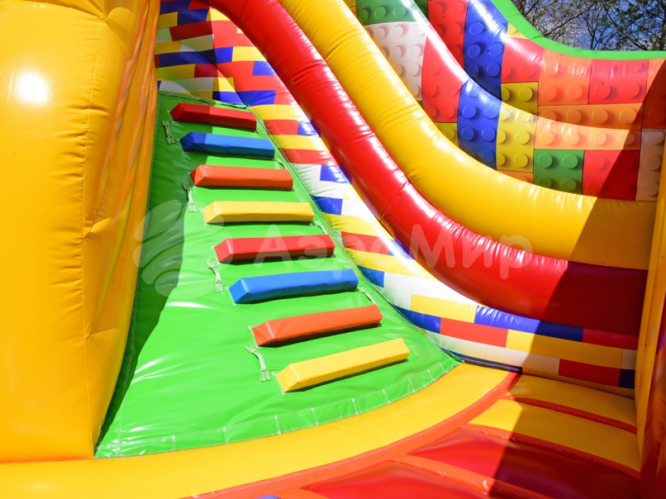 Большой надувной Батут легопарк— с горками и батутной ареной