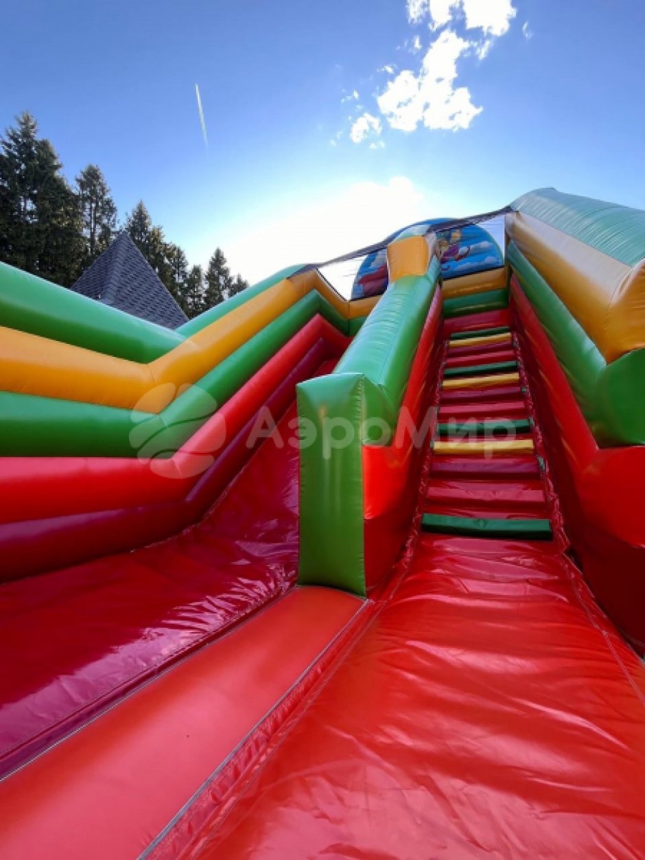 Надувной батутный комплекс Лукоморье — большой коммерческий аттракцион на 85 м²