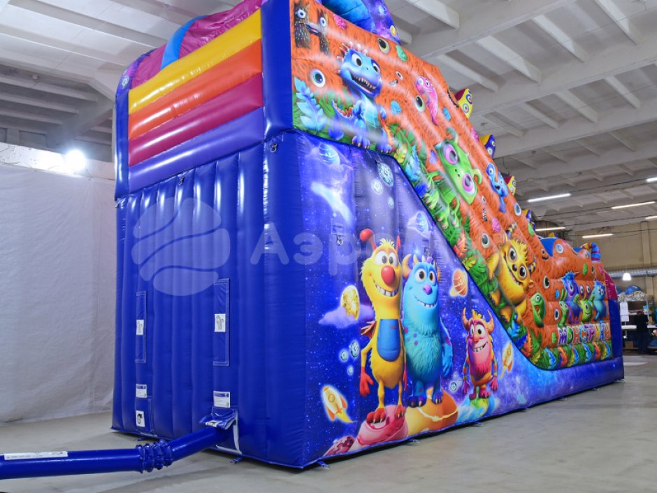 Большой надувной батут горка Монстрики — батут для бизнеса с горкой ↑3,5 м. на 39 м²