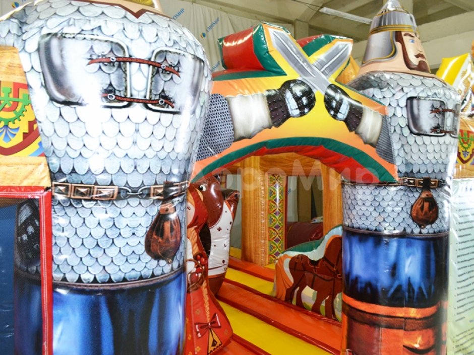 Надувной батут Сказка — авторские надувные батуты на 30 м²