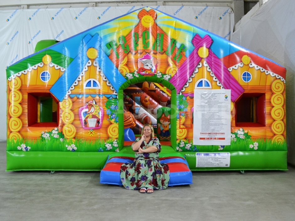 Надувной батут Теремок — небольшой коммерческий аттракцион на 27 м²
