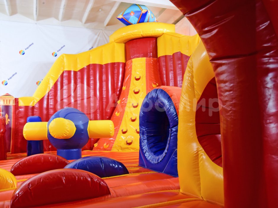 Коммерческий надувной Царь батут, площадью 100 м²