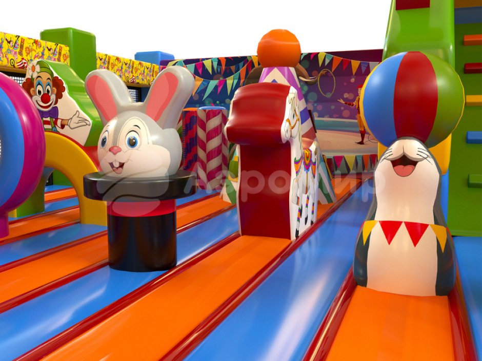 Надувной батут Цирк с горками и батутной ареной на 56 м²