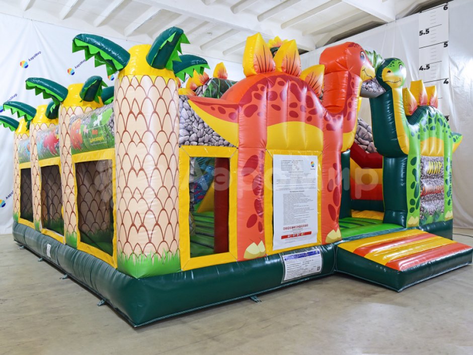 Надувной батут Затерянный мир — авторский коммерческий надувной батут на 40 м²