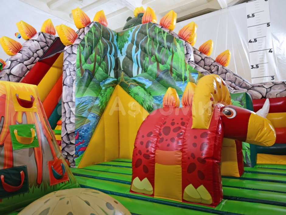 Надувной батут Затерянный мир — авторский коммерческий надувной батут на 40 м²