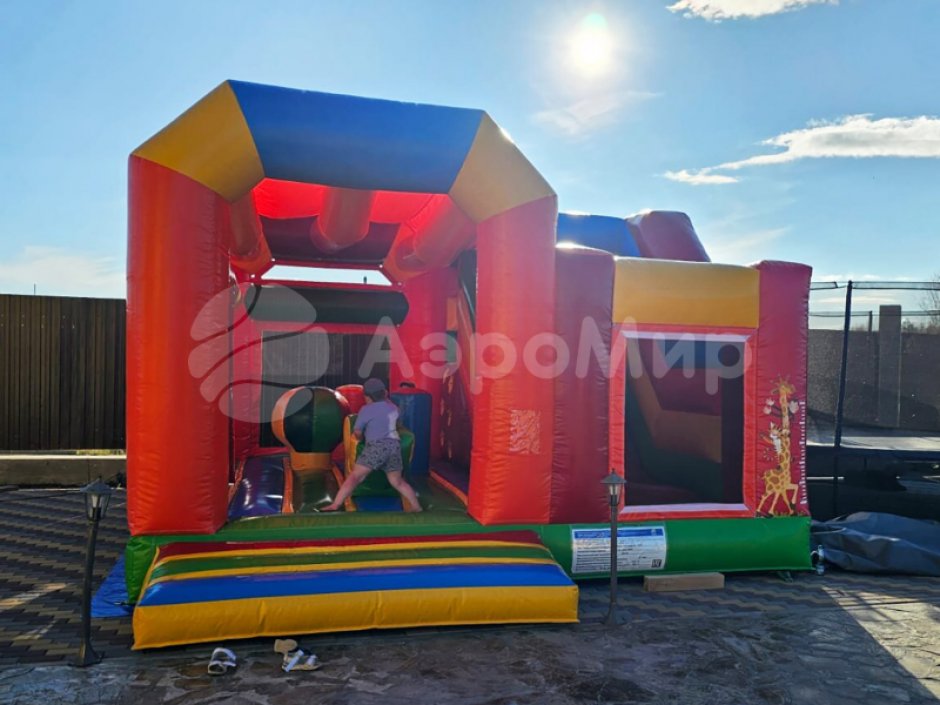 Надувной батут вечеринка — коммерческий надувной батут с крышей на ~25 м²