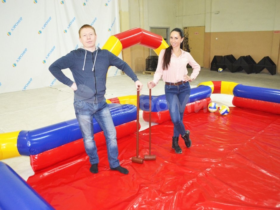 Бильярдбол — надувной гигантский бильярд