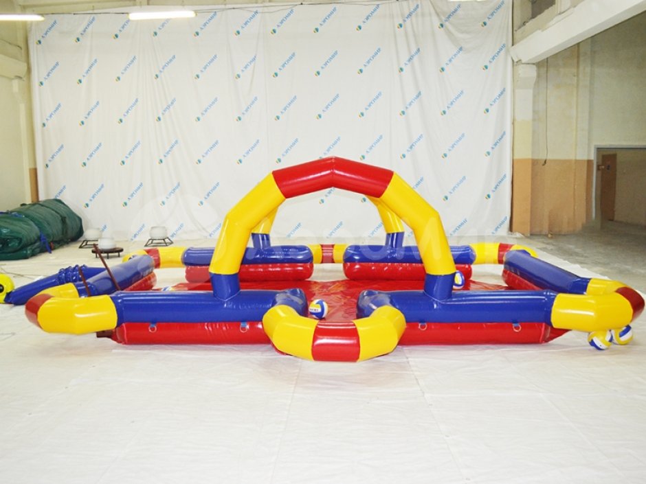 Бильярдбол — надувной гигантский бильярд