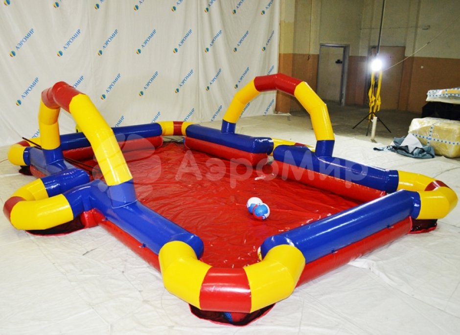 Бильярдбол — надувной гигантский бильярд