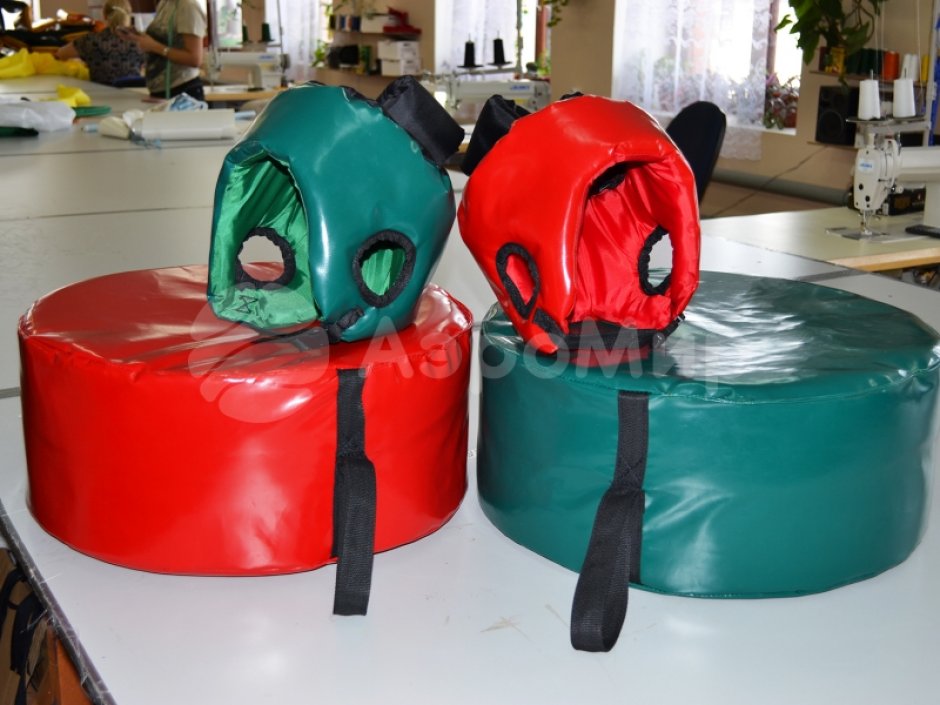 Бой подушками — игровой реквизит для шуточных боев