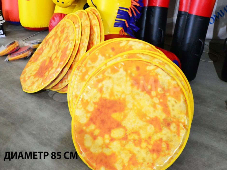 Блины — игровой реквизит