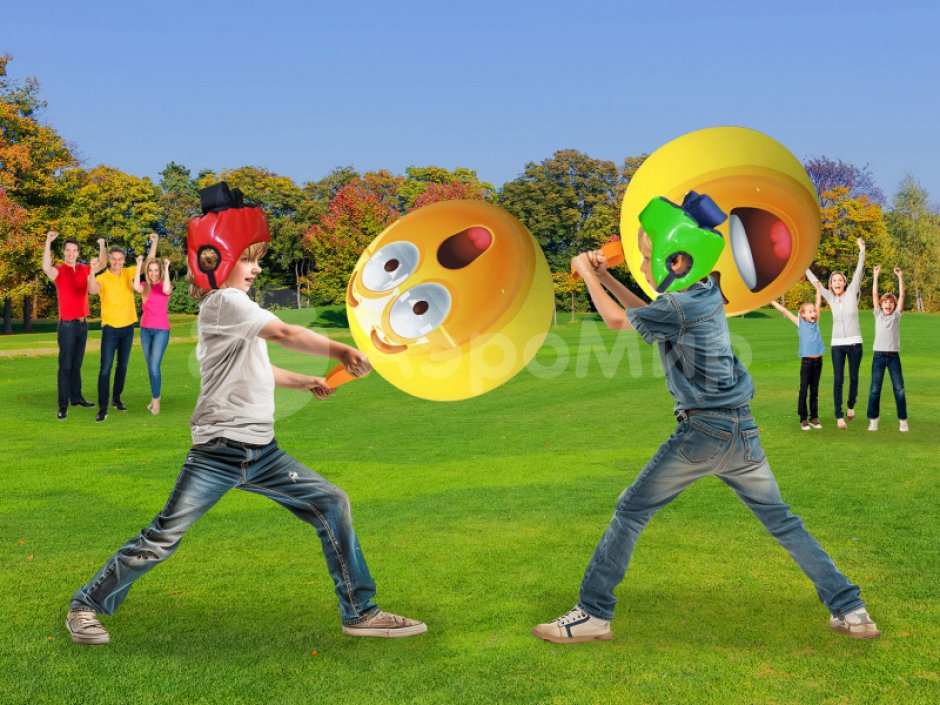 Бой подушками — игровой реквизит для шуточных боев